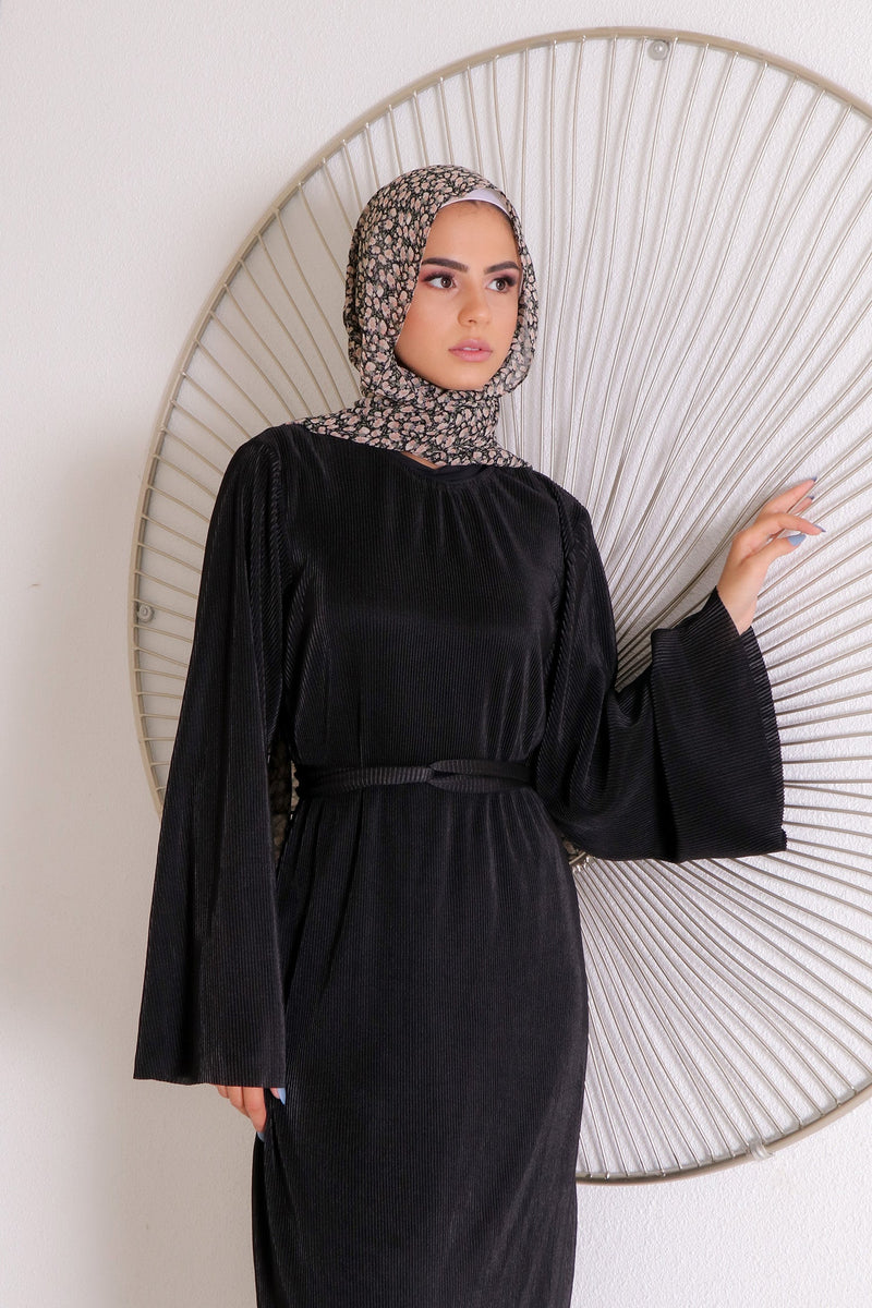 Kendall Pleat Dress- Black