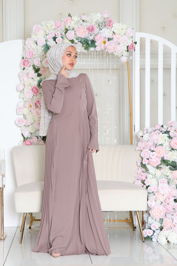 Kelsi Soft Pleat Dress- Light Ash Brown