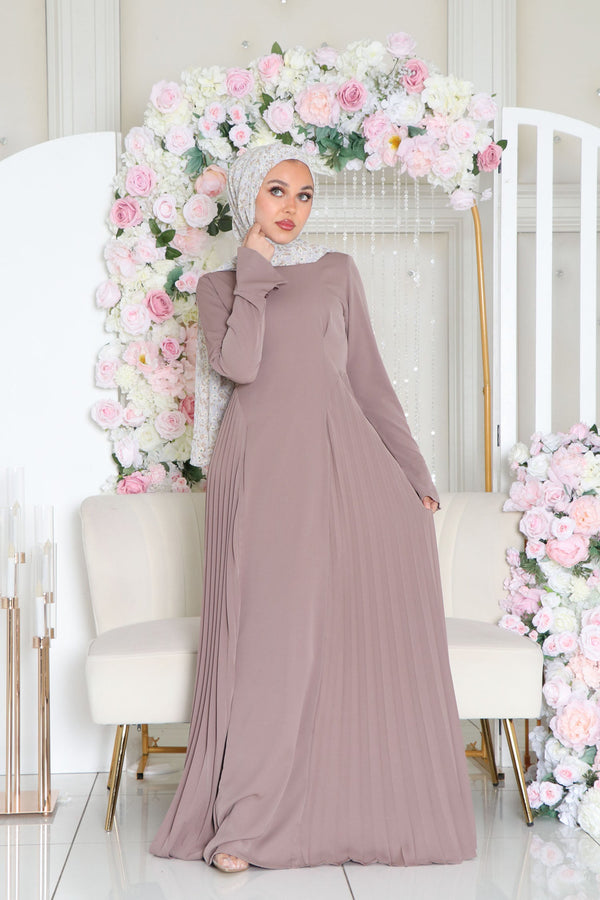 Kelsi Soft Pleat Dress- Light Ash Brown